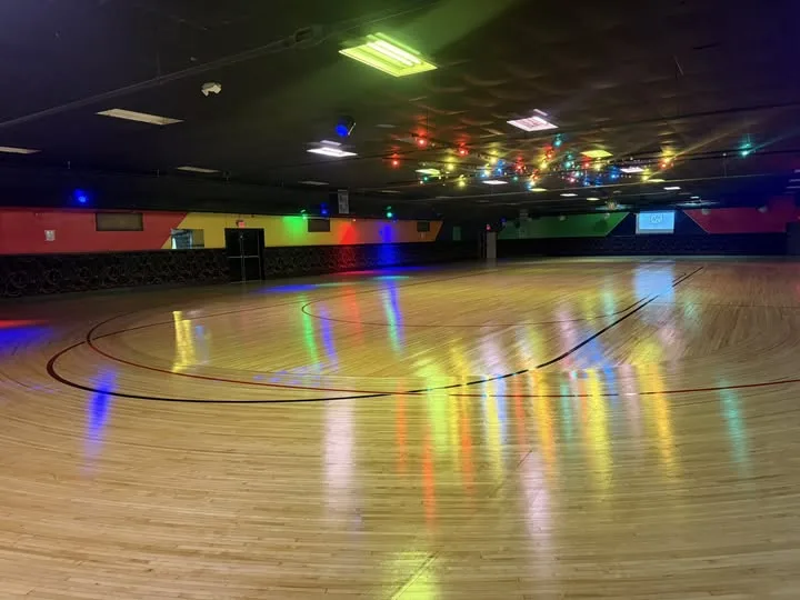 Freshly resurfaced rotunda wood skate floor at Gem City Skate